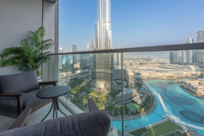 Cozy 2-Bedroom Apartment in Downtown with Burj Khalifa Views
